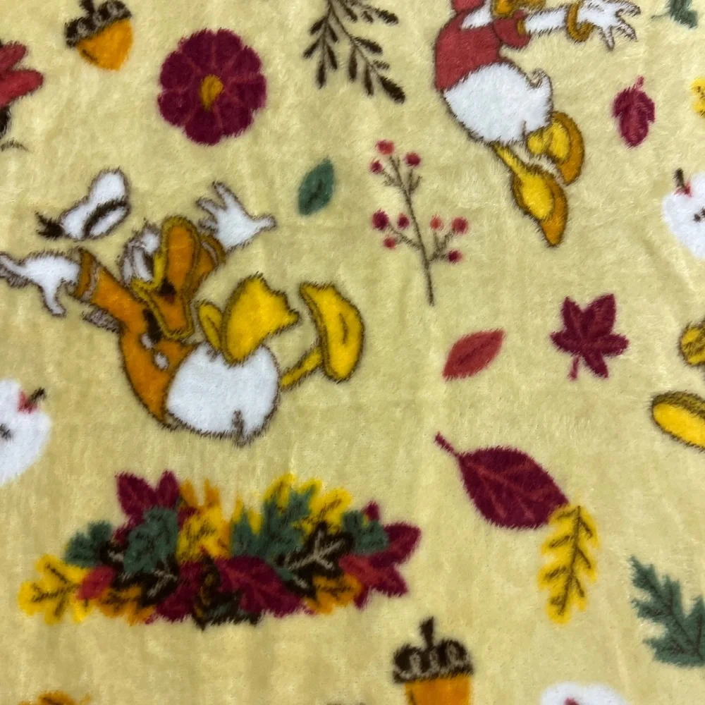 N/A soft yellow